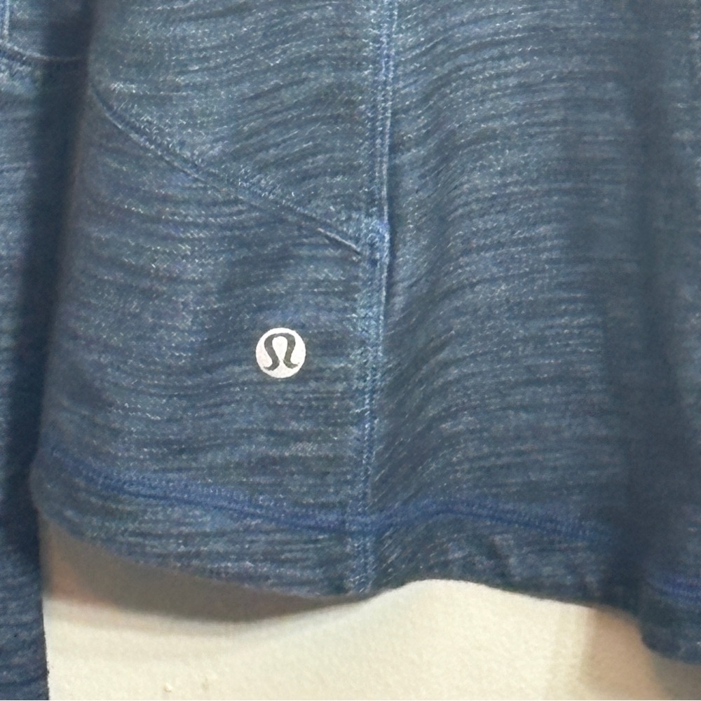 LULULEMON Forme Jacket Zip - Inkwell Slub Denim Blue EUC - Size 6 - Picture 5 of 5